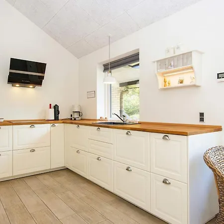 4 Star Holiday Home In Hemmet *