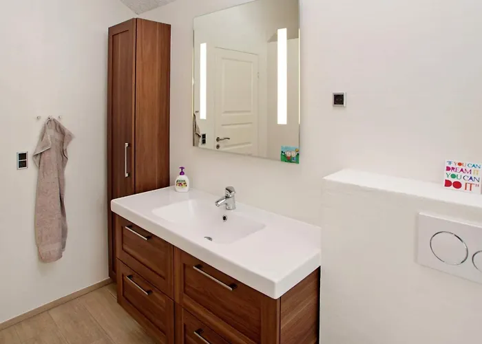 Дом отдыха Tranquil Retreat-by Traum Хеммет